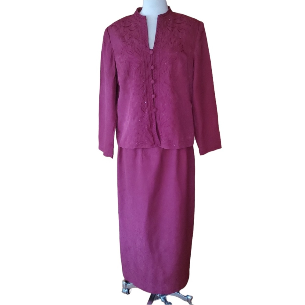 1980s Draper's &‎ Damon's Wine Colored Skirt Set